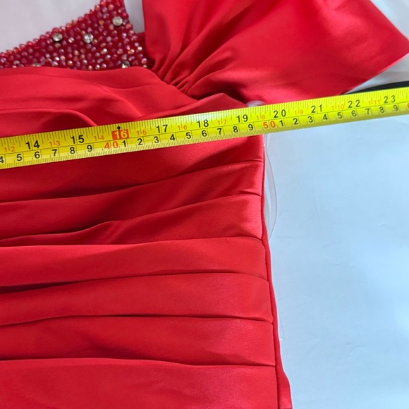 Red Ruched Off-Shoulder Prom Gown - Picture 12 of 16